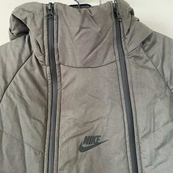 Nike Sportswear Tech Pack Synthetic Fill Jacket - Picture 4 of 14
